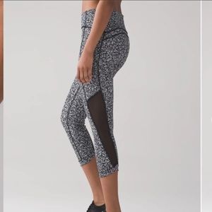 Lululemon athletica Sole Training crop 21”